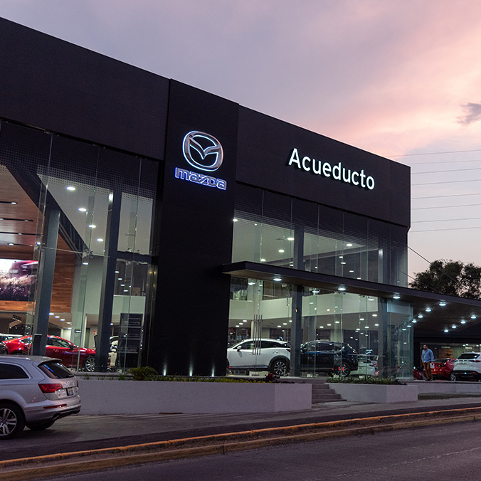 mazda-distribuidores-acueducto-nosotros