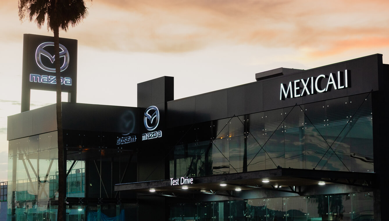 Fachada Mazda Mexicali