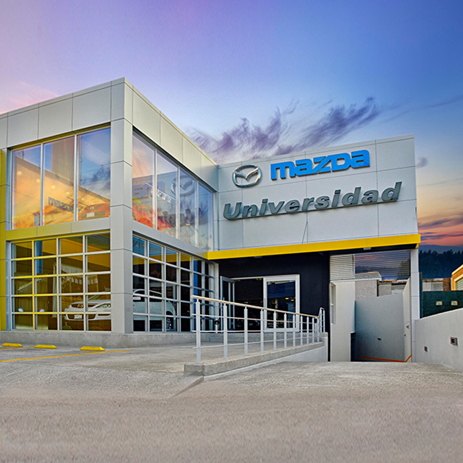 mazda-distribuidores-universidad-nosotros-4