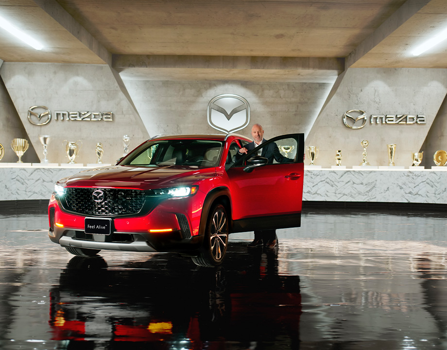 Mazda rojo luis garcia v1 Mazda rojo luis garcia v1