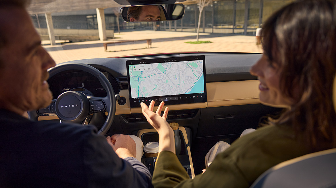 Mazda cx5 interiores pantalla 15 pulgadas v1