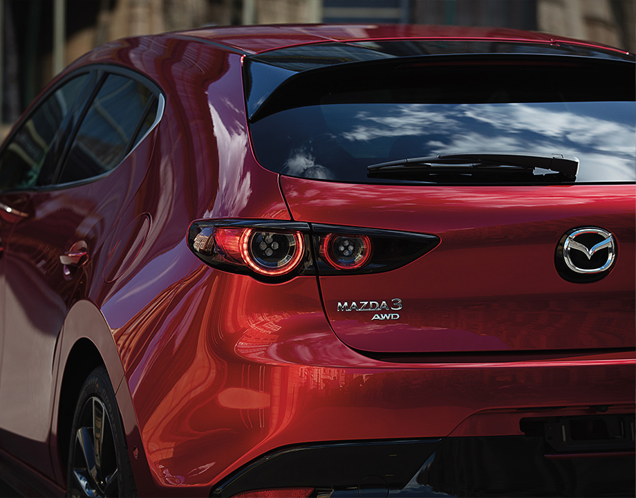 Mazda3 hatchback rojo v1 Mazda3 hatchback rojo v1
