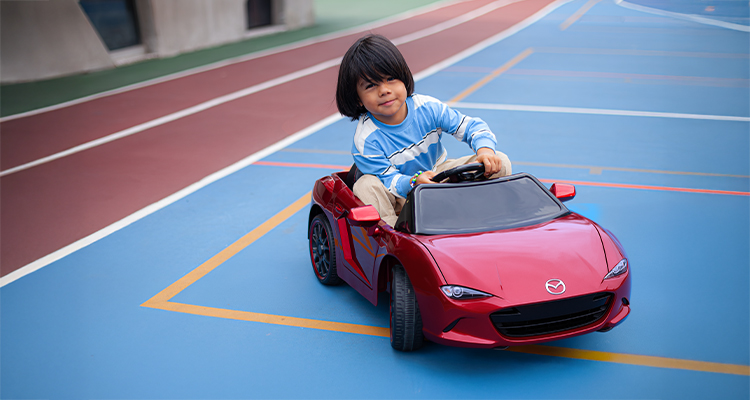 Mazda kokoro nino carrito juguete v2 Mazda kokoro nino carrito juguete v2