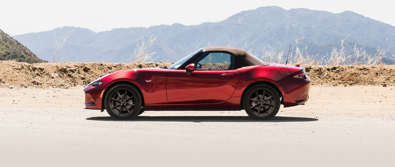 Mazda MX-5 2023: un mismo 'roadster', tres estilos diferentes