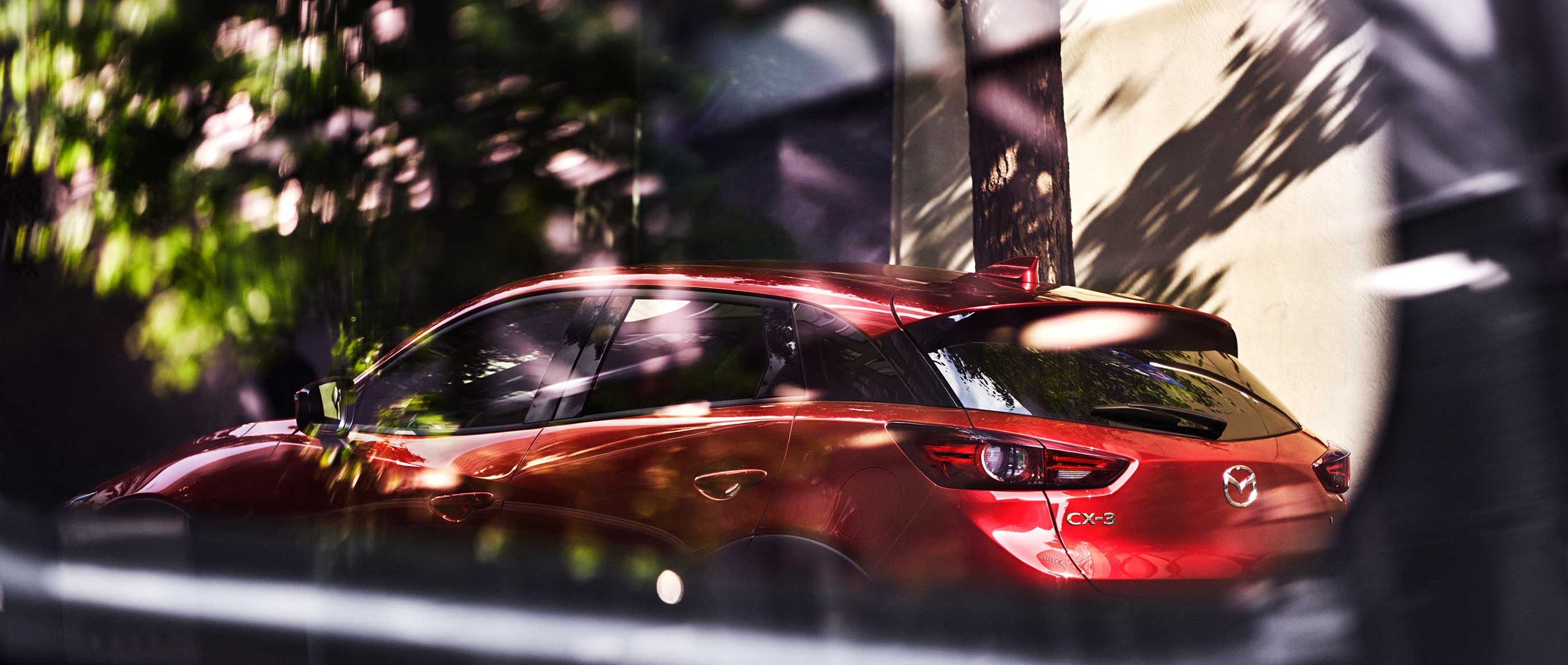 rojo brillante camioneta Mazda CX-3 2024