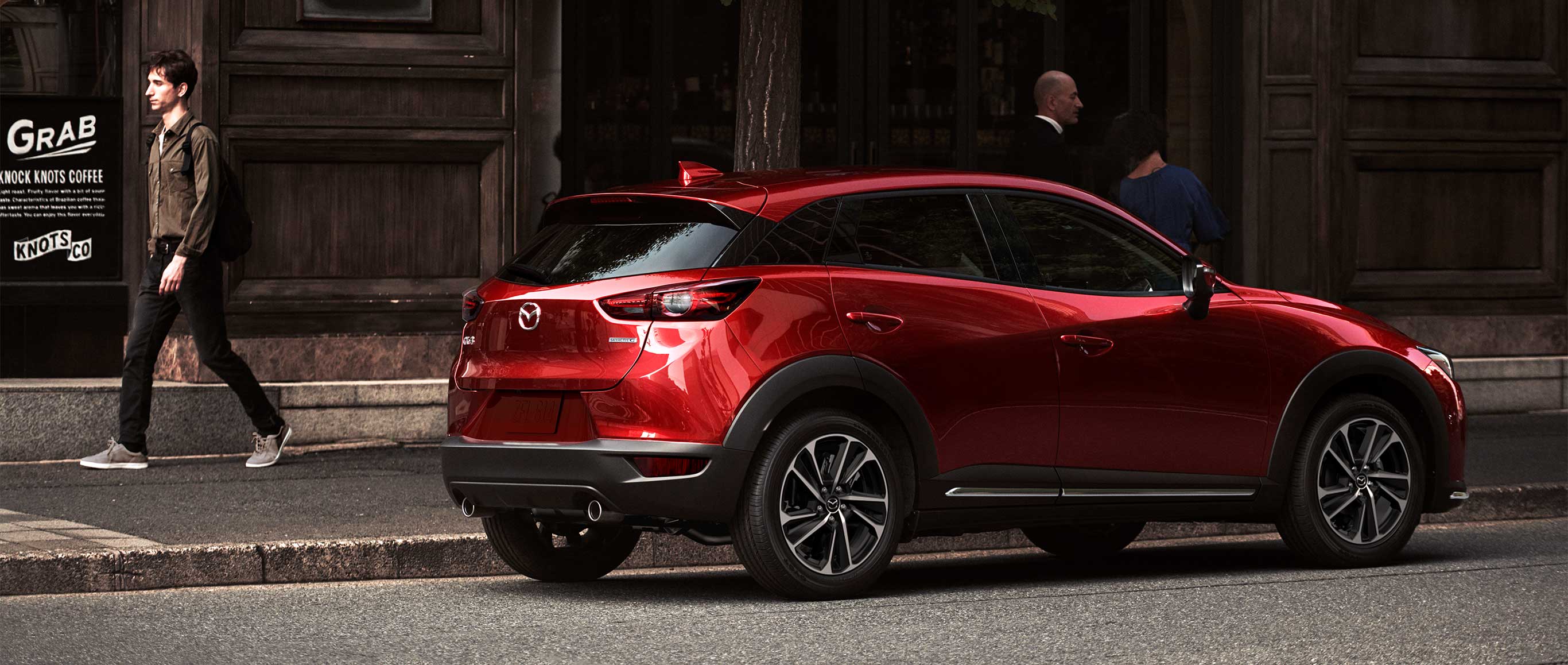 rojo brillante camioneta  Mazda CX-3 2024 