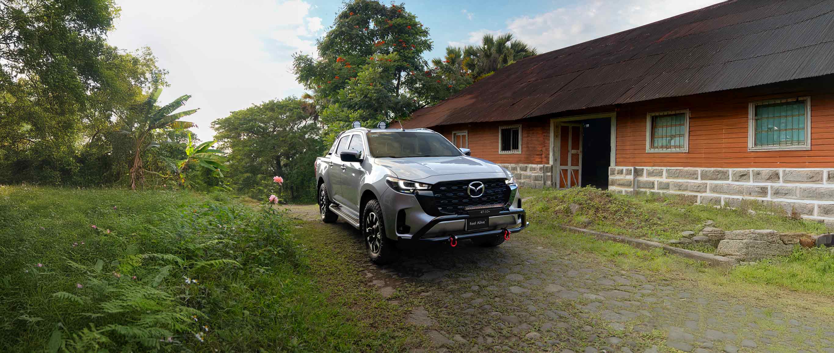 Mazda bt50 camioneta plata v1 04