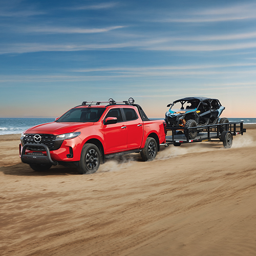 Mazda camioneta bt50 roja playa v1 01