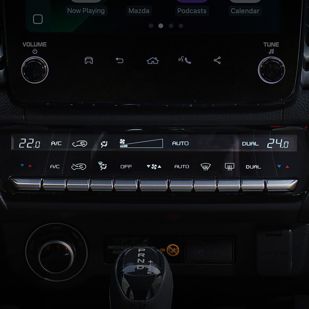 Mazda bt50 camioneta aire acondicionado v1