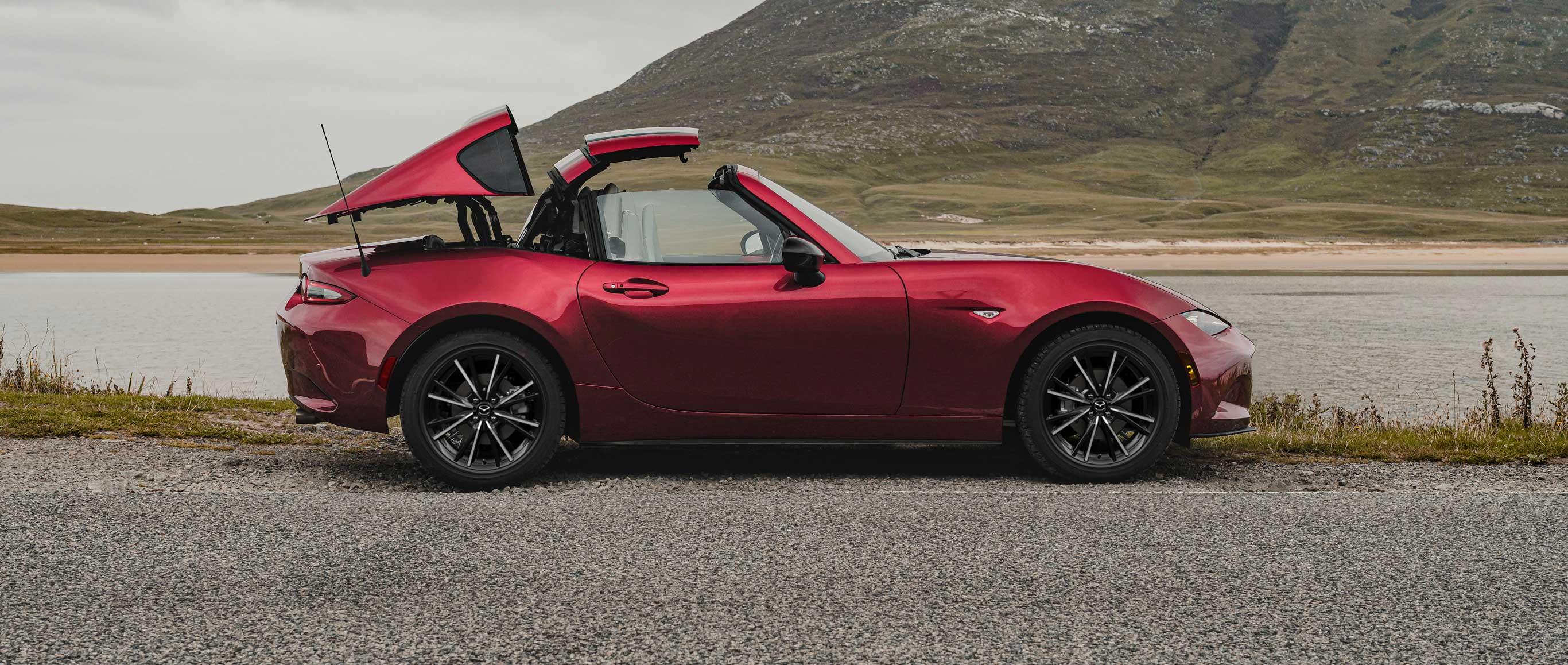 Mazda mx 5 rf galeria v1 04