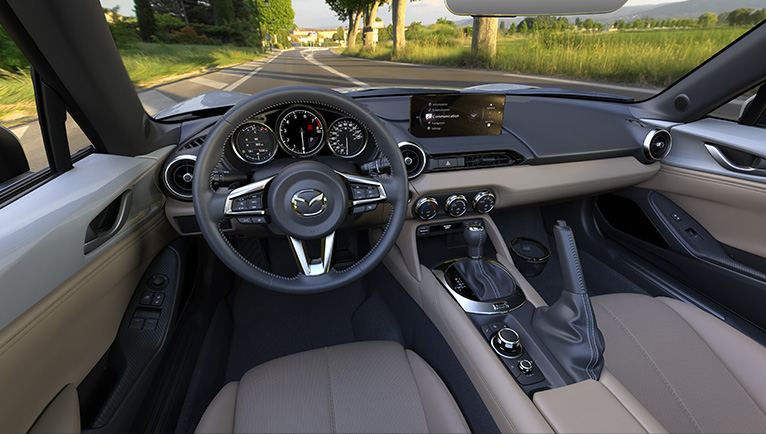 Carro deportivo mx 5 rf interior v1