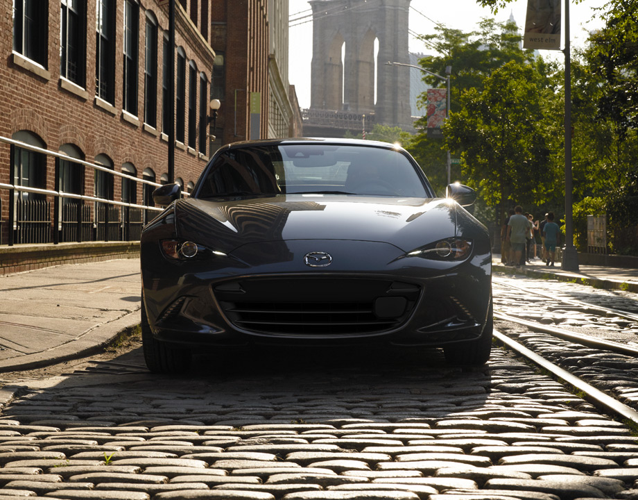 Mazda auto deportivo rf gris v1