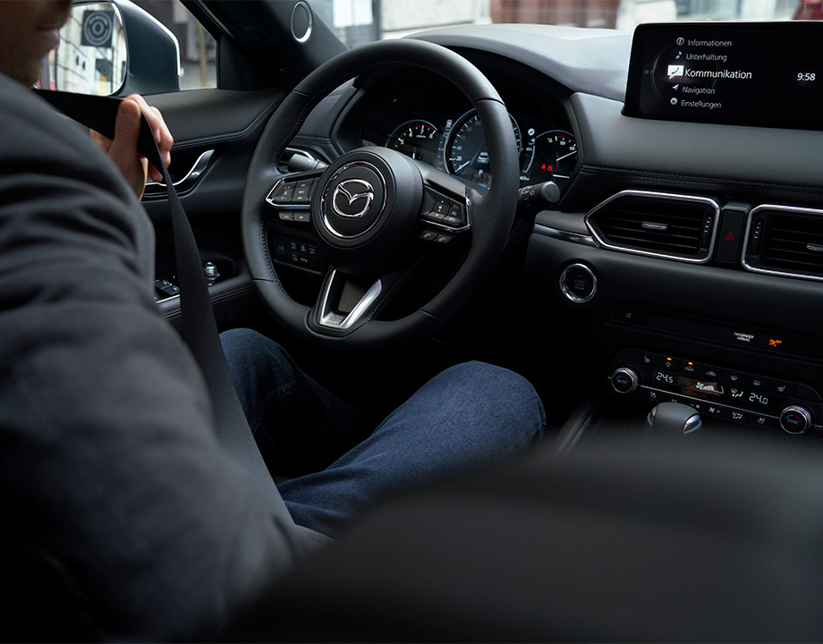 Mazda cx5 interiores volante v1 03