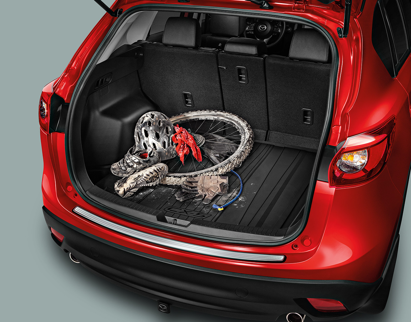 mazda-cx-5-2018-accesorios-overlay-bandeja-para-area-de-carga-2